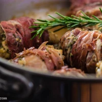 Prosciutto-Wrapped Chicken with Rosemary and White Wine (Involtini di Pollo)